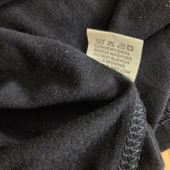 Black Casual Basic Tee T-shirt Small Short Sleeve Henley Shirt Minimalist Soft - Picture 9 of 10